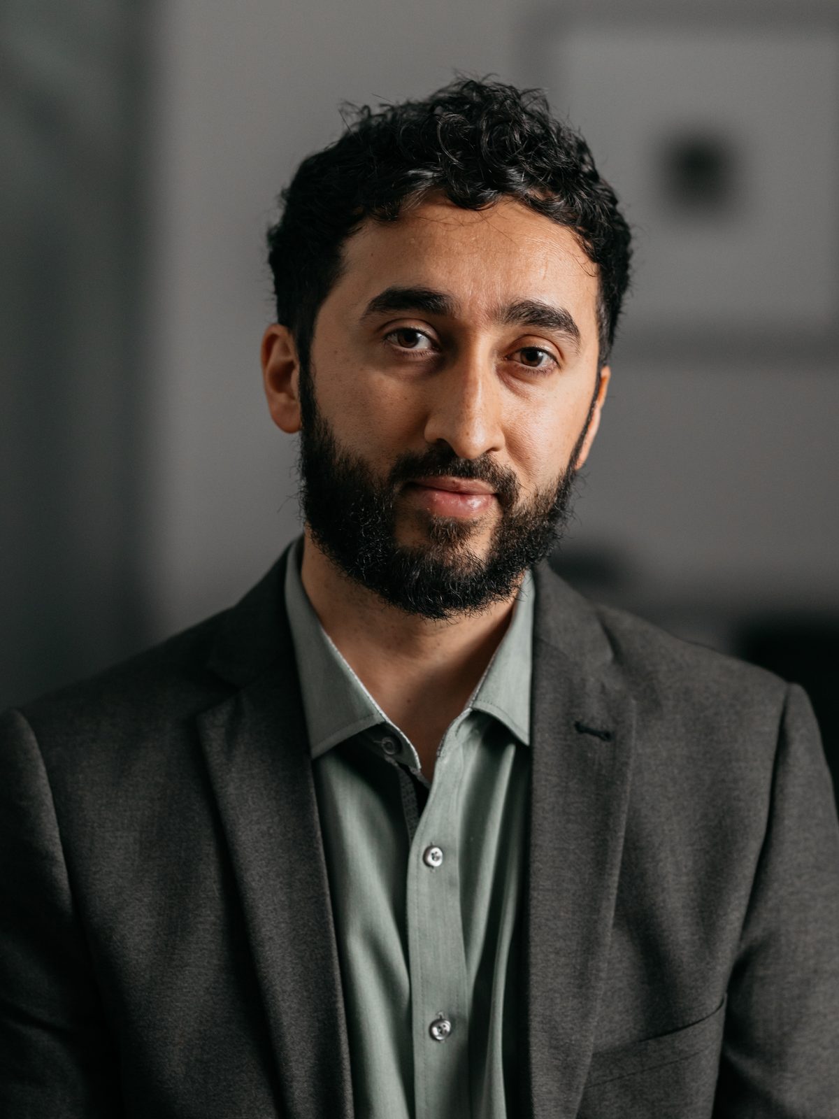 Dr. Muneer Ali